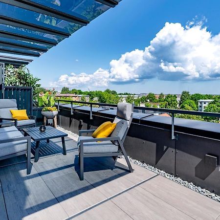 Artisa Riia Str 20B Luxury Penthouse Apartment Tartu Exterior foto