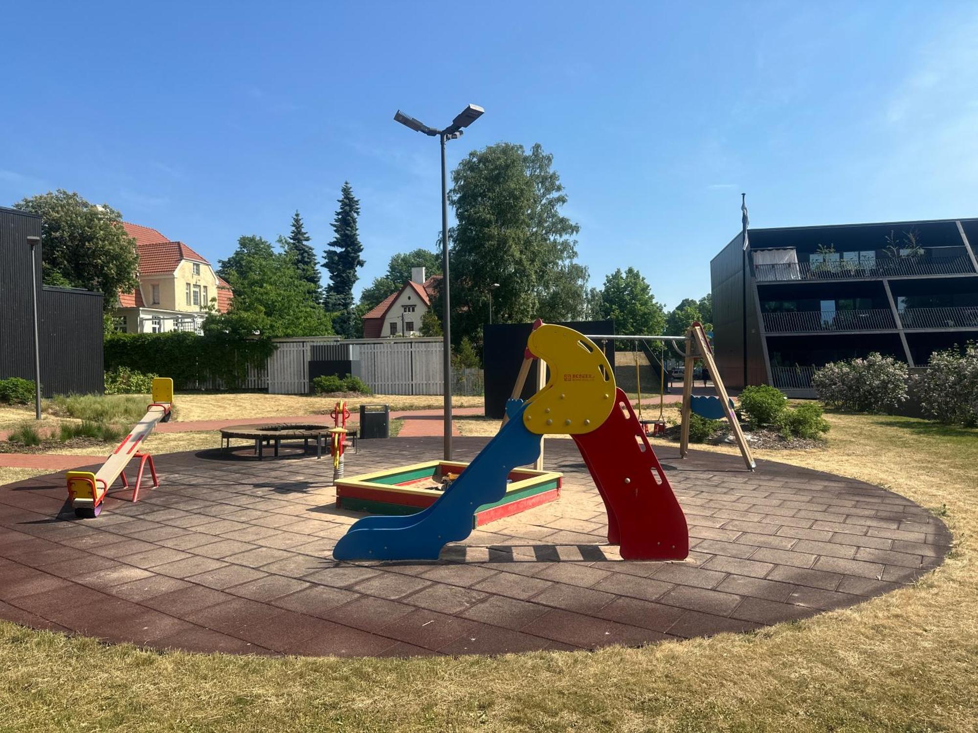 Artisa Riia Str 20B Luxury Penthouse Apartment Tartu Exterior foto